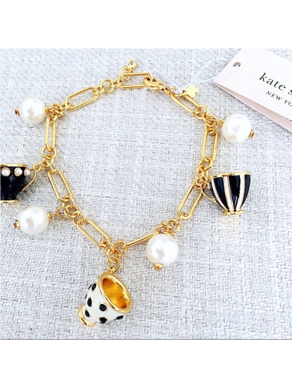 Kate Spade X Disney Alice In Wonderland Tea Time Teacup Pearls Charm Bracelet - Picture 7 of 9